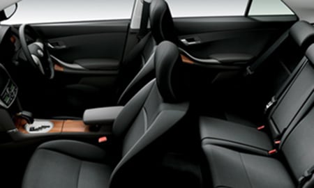 TOYOTA PREMIO