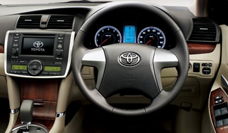 TOYOTA PREMIO