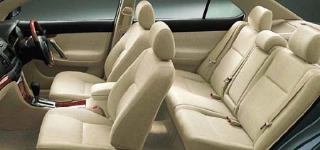 TOYOTA PREMIO