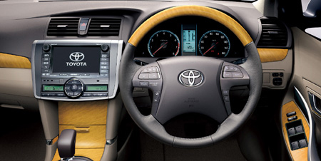 TOYOTA PREMIO