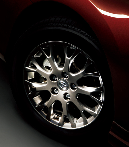 TOYOTA BLADE