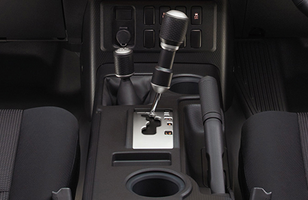 TOYOTA FJ CRUISER