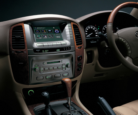 TOYOTA LAND CRUISER 100