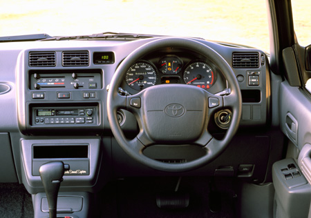 TOYOTA RAV4 L