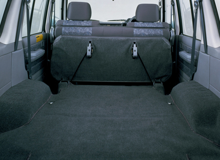 TOYOTA LAND CRUISER 70