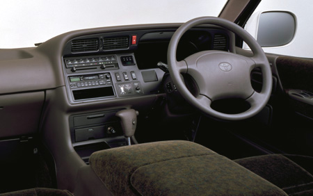 TOYOTA HIACE WAGON