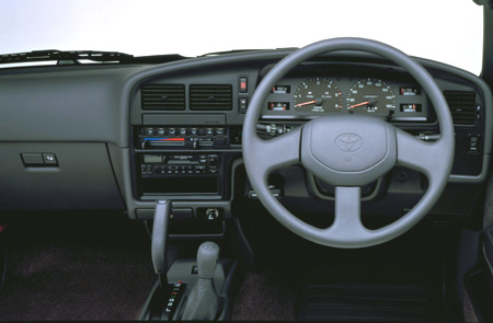 TOYOTA HILUX SURF