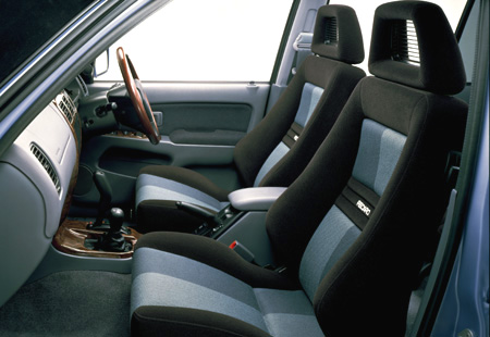 TOYOTA HILUX SURF