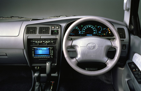 TOYOTA HILUX SURF