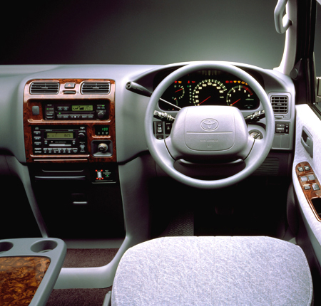 TOYOTA GRANVIA