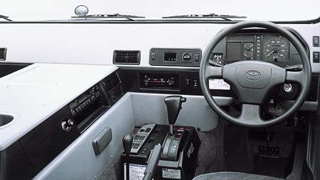 TOYOTA MEGA CRUISER