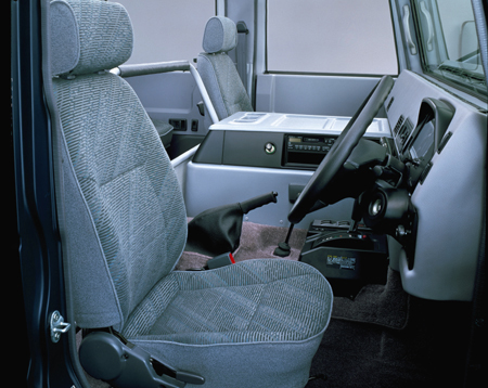 TOYOTA MEGA CRUISER