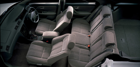 TOYOTA MARK II QUALIS