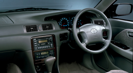 TOYOTA MARK II QUALIS