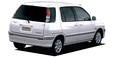 TOYOTA RAUM