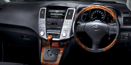 TOYOTA HARRIER