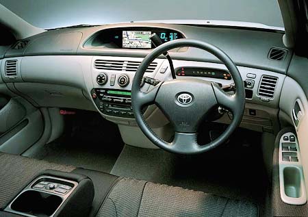 TOYOTA VISTA ARDEO