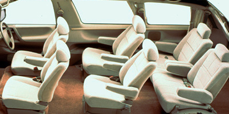 TOYOTA ESTIMA EMINA