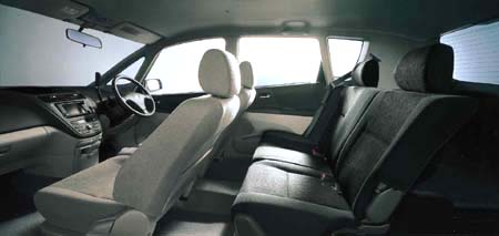 TOYOTA OPA