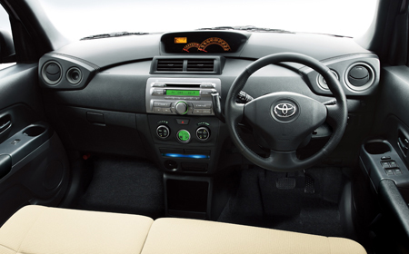 TOYOTA bB