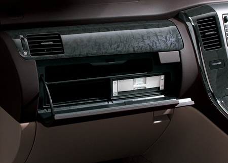 TOYOTA ALPHARD HYBRID