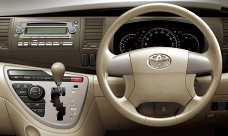 TOYOTA ISIS