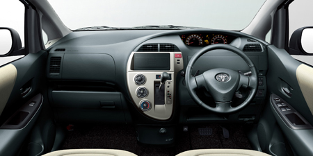 TOYOTA RACTIS