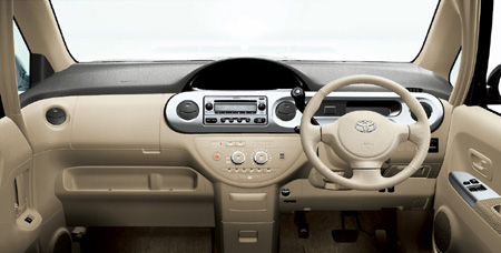 TOYOTA PORTE