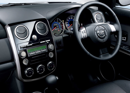 MAZDA VERISA