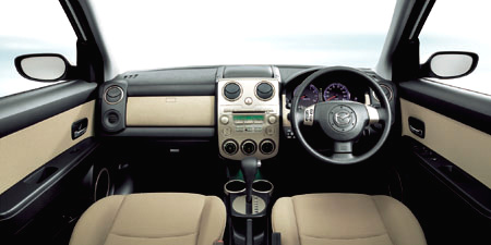 MAZDA VERISA