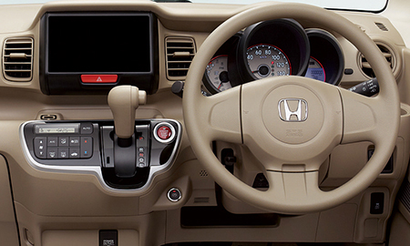 HONDA N BOX SLASH
