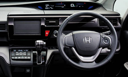 HONDA STEP WAGON SPADA