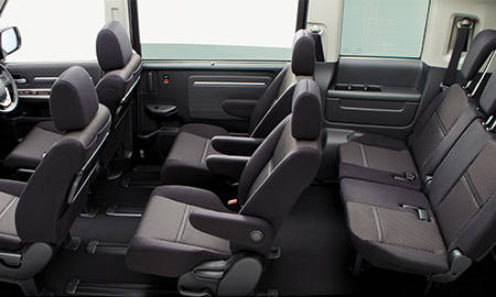 HONDA STEP WAGON SPADA