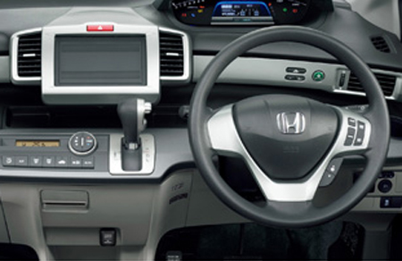 HONDA FREED HYBRID