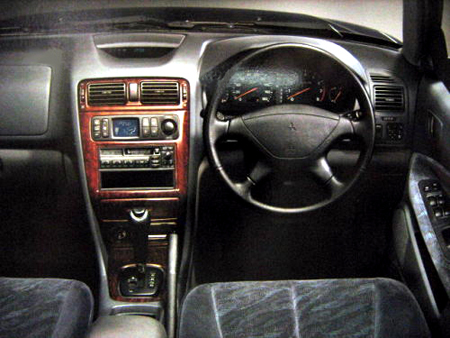 MITSUBISHI LEGNUM