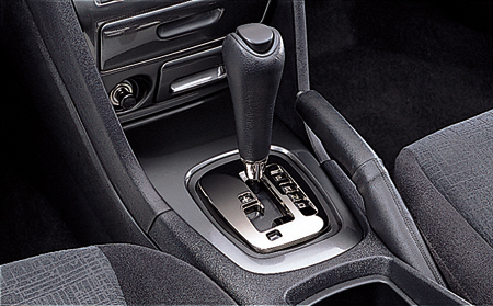 MITSUBISHI LEGNUM