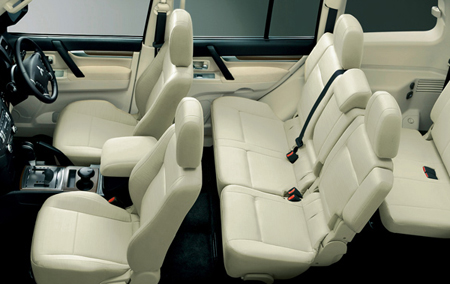 MITSUBISHI PAJERO