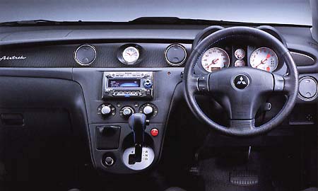 MITSUBISHI AIRTREK