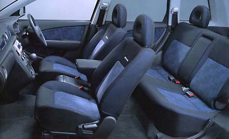 MITSUBISHI AIRTREK