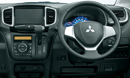 MITSUBISHI DELICA D2