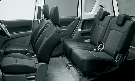 MITSUBISHI DELICA D2