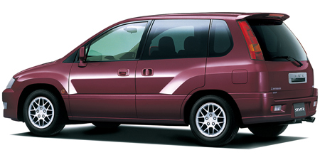 MITSUBISHI RVR