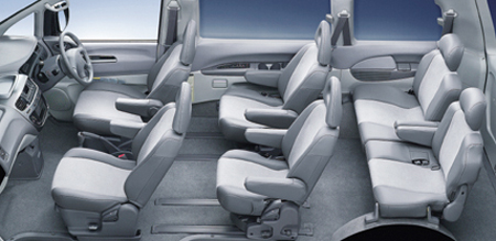 MITSUBISHI DELICA SPACE GEAR