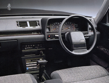 MITSUBISHI DEBONAIR V