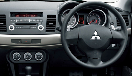 MITSUBISHI GALANT FORTIS SPORT BACK
