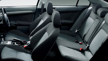 MITSUBISHI GALANT FORTIS SPORT BACK