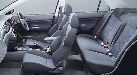 MITSUBISHI LANCER