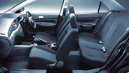 MITSUBISHI LANCER
