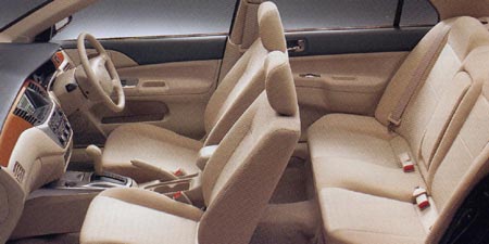 MITSUBISHI LANCER