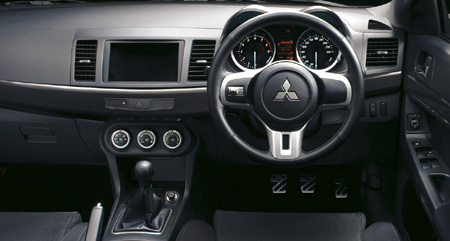 MITSUBISHI LANCER